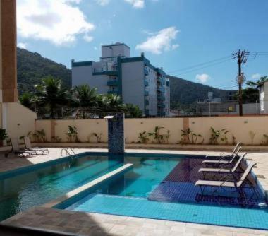  LOCAÇÃO - APARTAMENTO 80M² - 3 DORM. 2 SUÍTES, 2 VAGAS DE GARAGEM - PRAIA DAS TONINHAS - UBATUBA